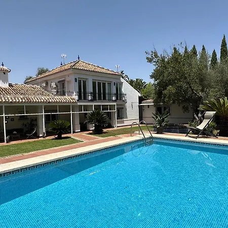 Casa Ciaurriz * Mairena del Aljarafe